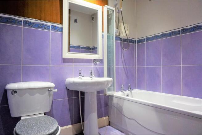 Master En-suite