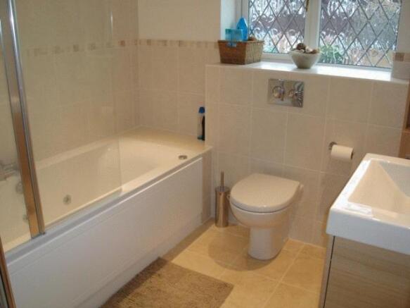 Refitted en-suite