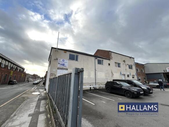 IMG_0710 crown centre.jpg