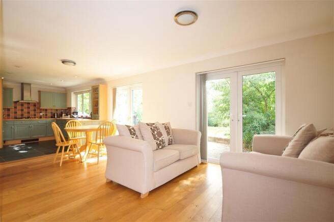 Kitchen/Breakfast Room