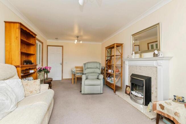 2 bed Bungalow for sale Image 4
