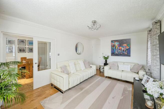 3 bed Detached Bungalow for sale Image 6