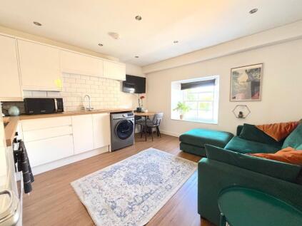 Flat 2, High Street, Paulton, Bristol, Somerset