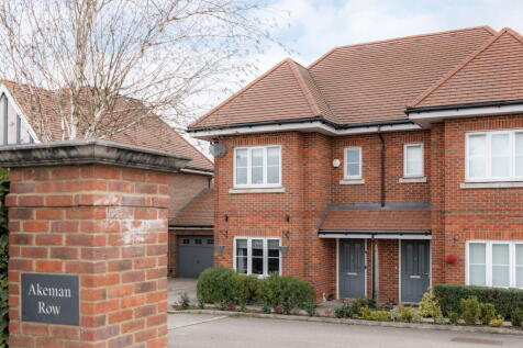 Akeman Row, Weston Turville, Buckinghamshire HP22