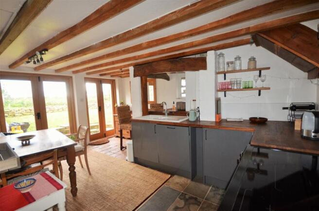Kitchen/Dining Room