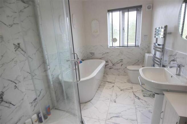 HOUSE BATHROOM