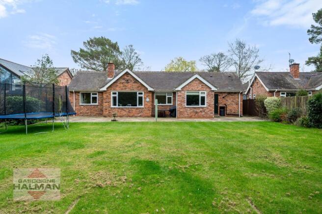 Overhill Road, Wilmslow, SK9 photo 4