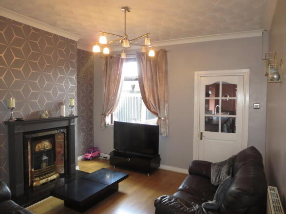 Photo 3