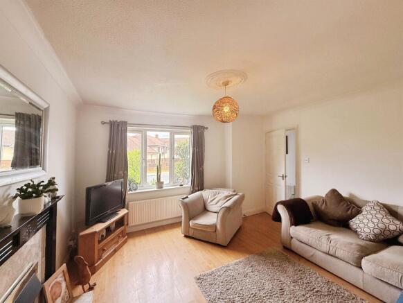 3 bed Detached for sale Image 8