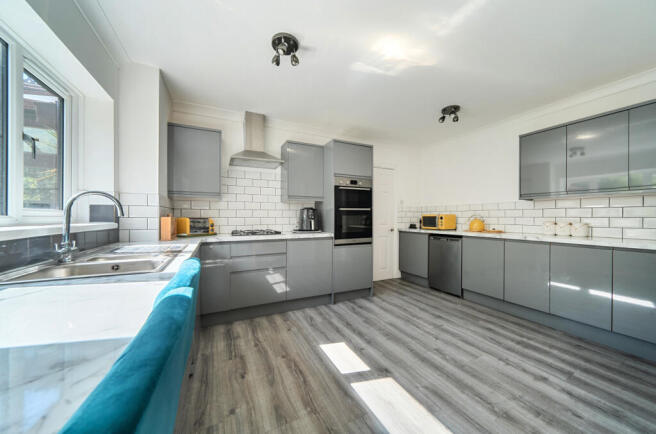 1349562-16-68c41b...