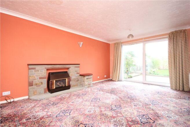 02 Sitting Room