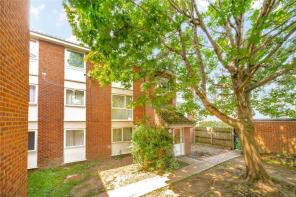 Flat 52, 38 Meads Court, Carnarvon Road, Stratford, London E15 4LB