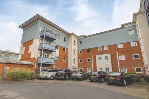 7, Heron House, Wraysbury Drive, Yiewsley, West Drayton UB7 7FJ