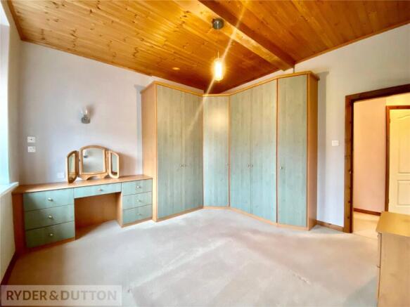 2 bed Apartment for sale Image 9