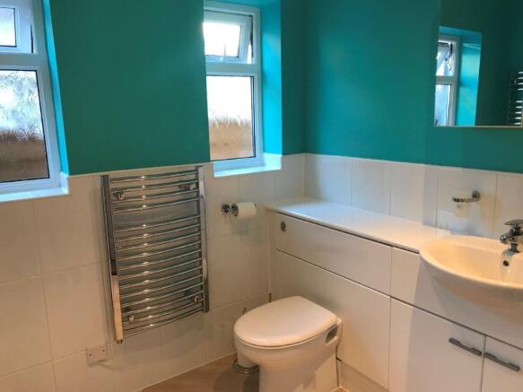 BATHROOM / SHOWER ROOM