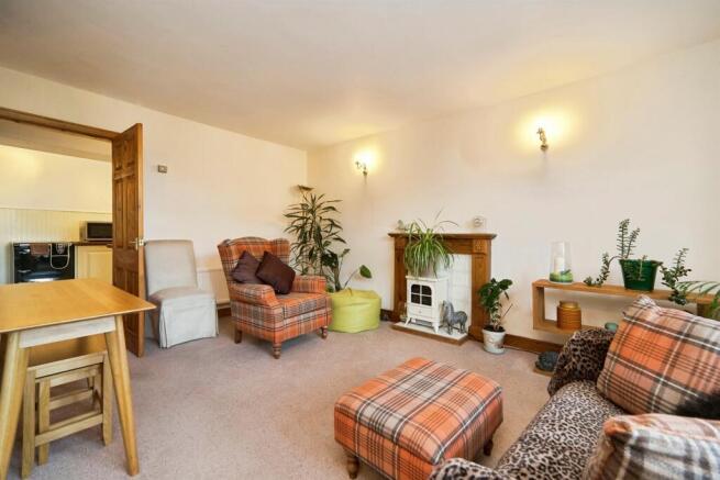 2 bed Maisonette for sale Image 7