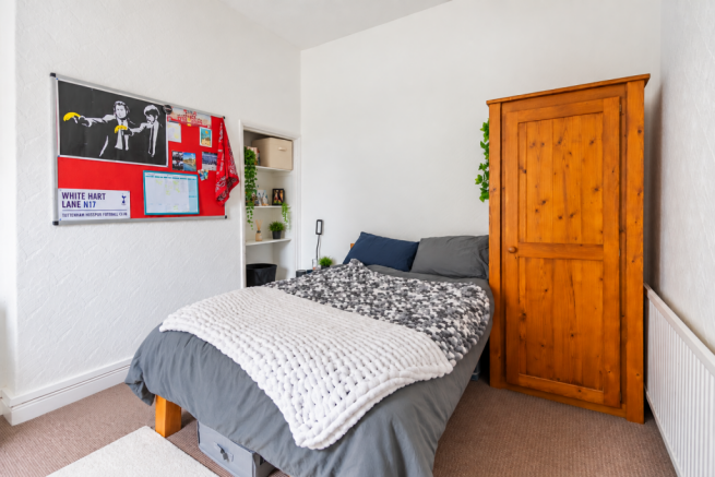 4 bed Terraced for sale Image 10