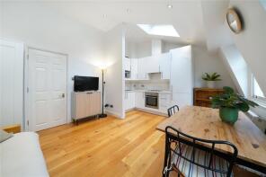 Flat 4, 109, Great Titchfield Street, London W1W 6RX