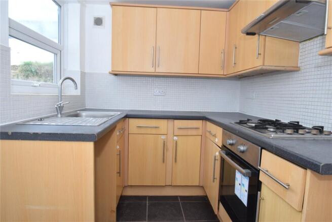 3 bed Terraced to rent Image 7