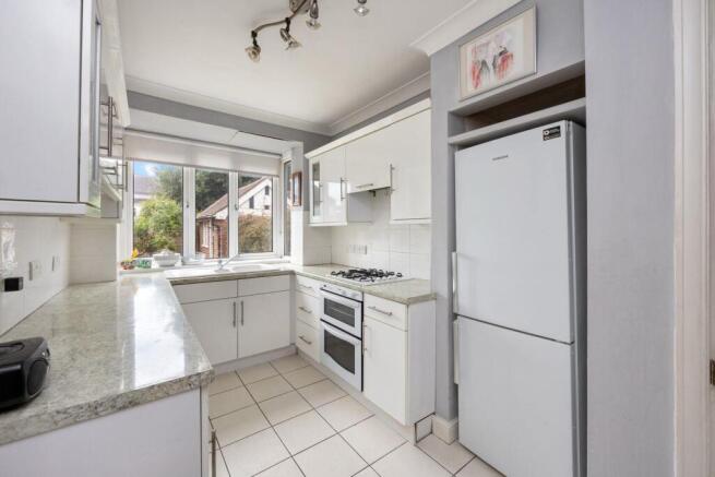 Cranmer Avenue 6 KITCHEN.jpeg