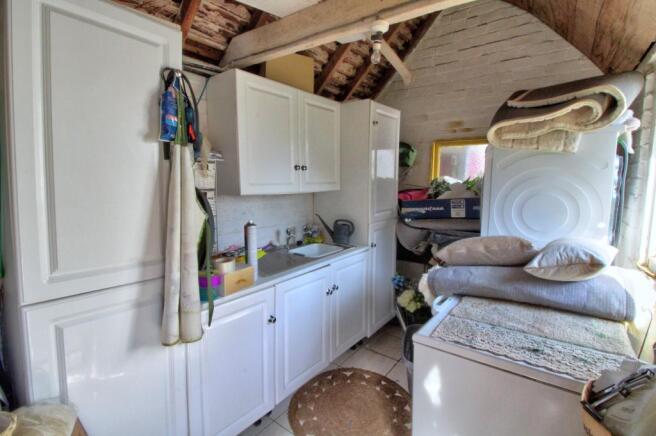 Outbuilding/Utility