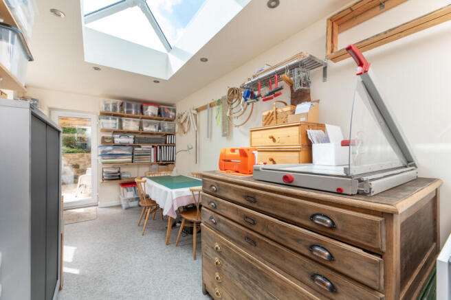 3 bed Semi-Detached for sale Image 9
