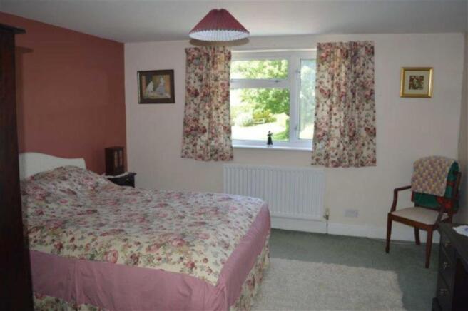Bedroom 1 (Rear)
