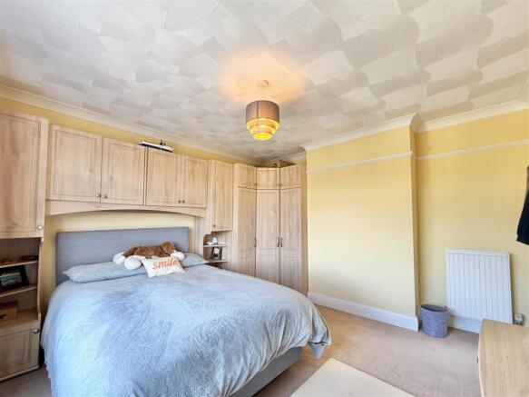 Bedroom  2.jpeg