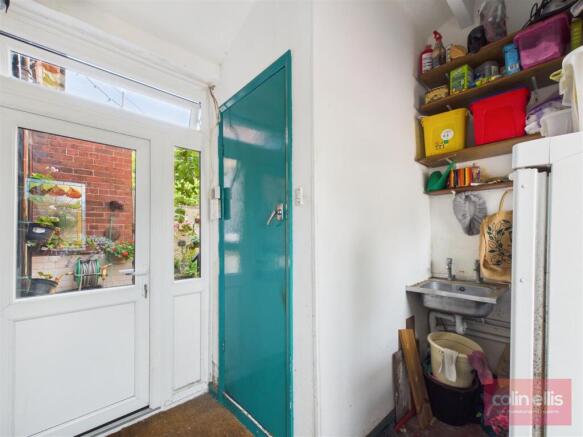 6 bed Semi-Detached for sale Image 10