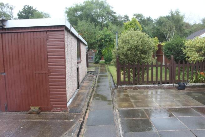 Garage / Rear
