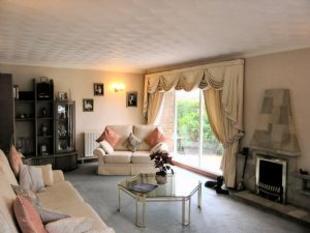 Kirklake Bank Lounge