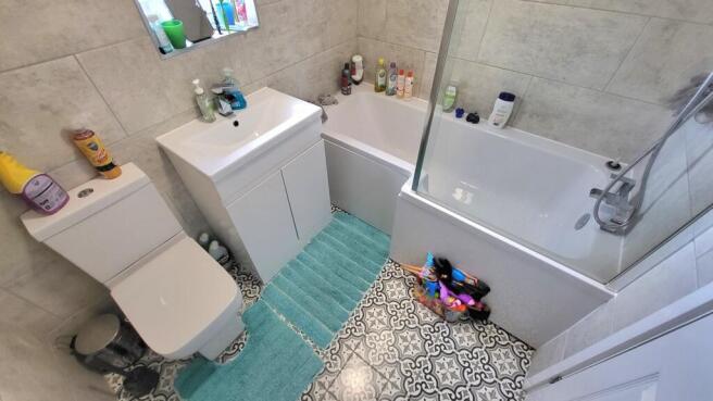 Photo 12