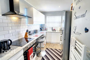 6, Crayford Way, Leicester LE5 1RJ