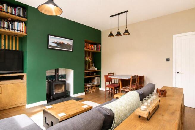 3 bed Terraced for sale Image 4