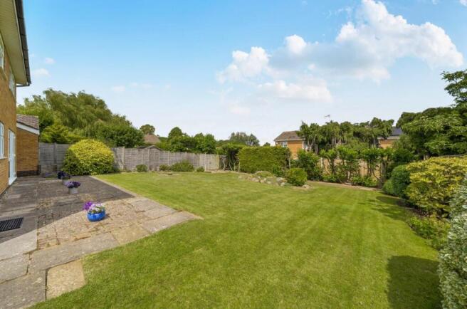 9 Grovelands