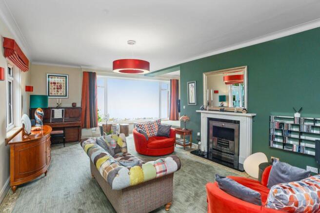 70 Seaview Crescent, Joppa, Edinburgh, EH15 2LR photo 4