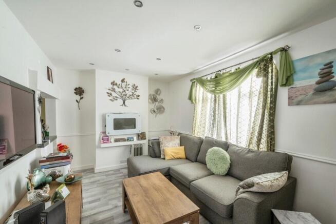 3 bed End of Terrace for sale Image 4