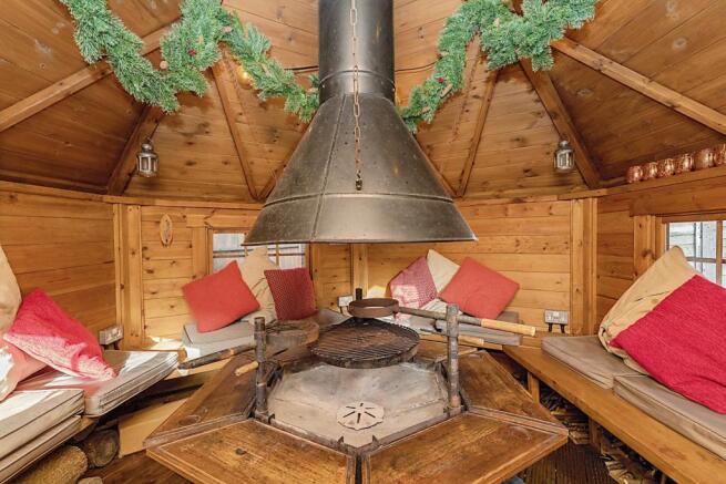 Garden Hut