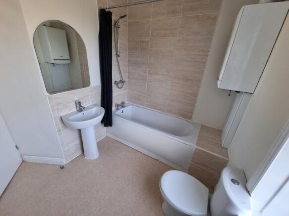 2 bed Terraced for sale Image 2