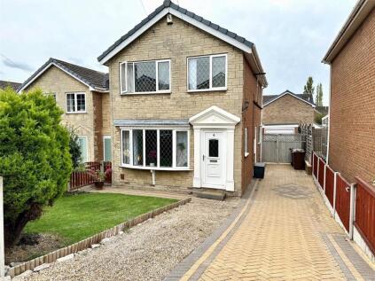Stoneleigh Grove, Ossett, West Yorkshire, WF5