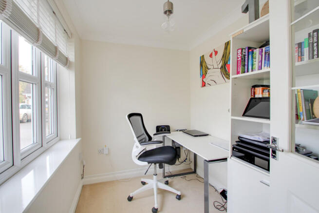Photo 12