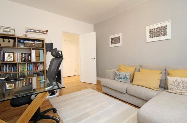 Photo 12