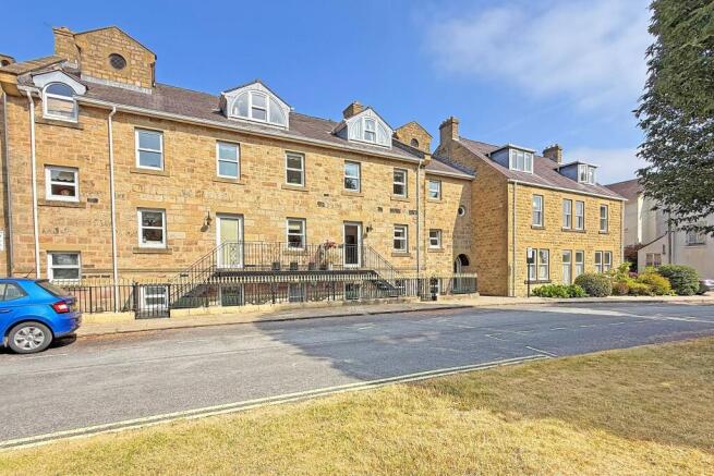 2 bed Apartment for sale Image 11