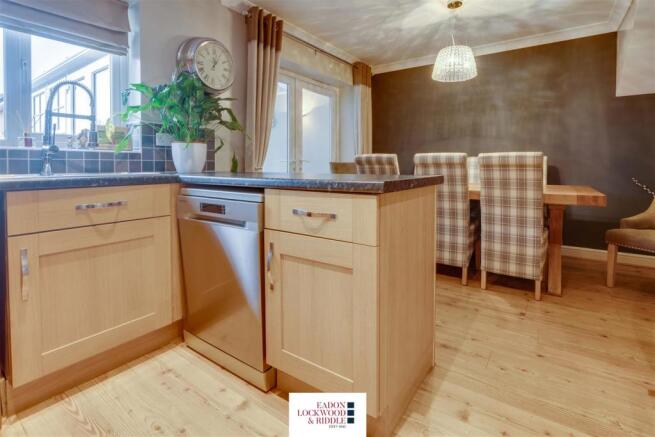 Kitchen Diner 1.jpg