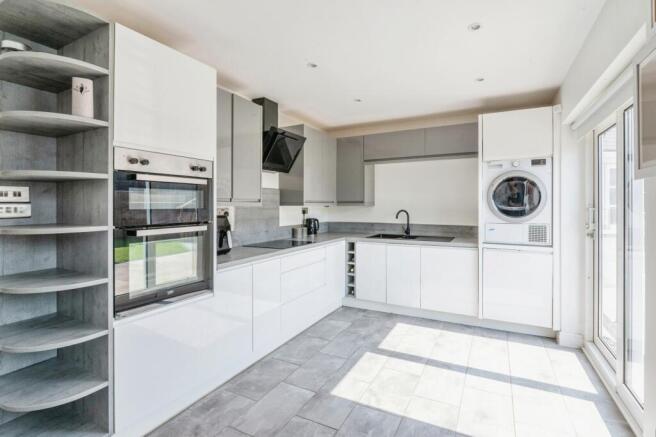 Fitted Kitchen