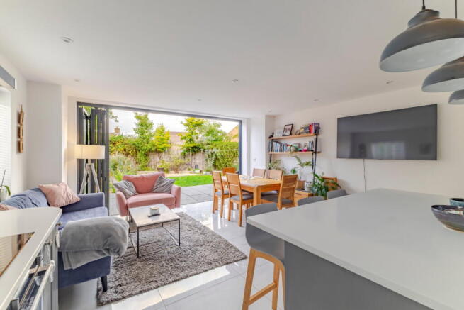 Henley Mews, Warminster, BA12 8GJ photo 4