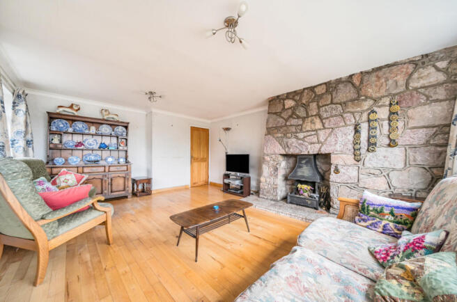 1341309-4-68a487e...