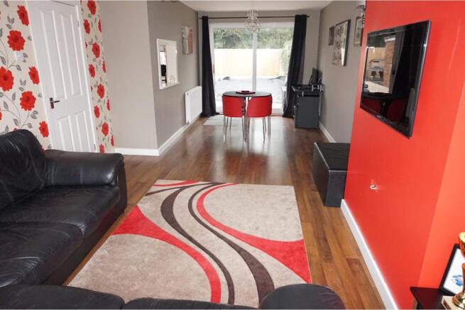 Lounge/Dining Room