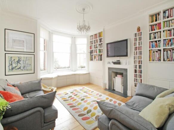 Sutton Court Rece...
