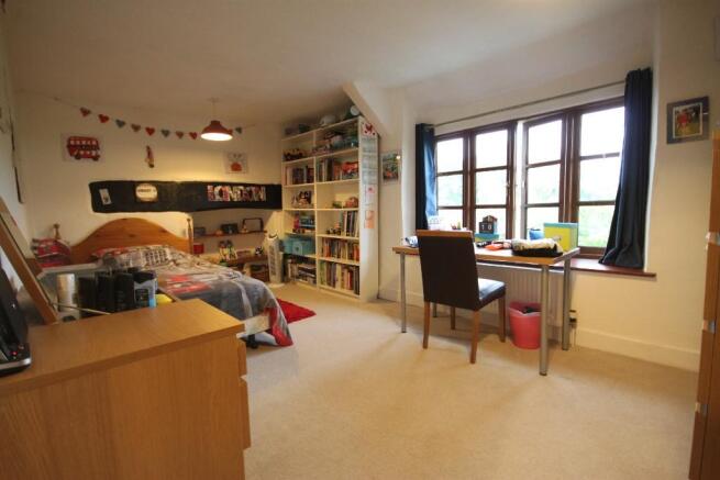 Photo 16